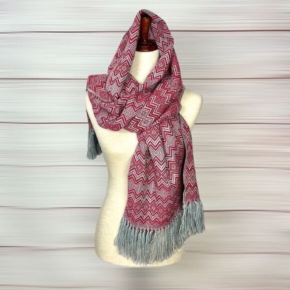 T’icani Peru Large Alpaca Gray Red Scarf Shawl Wrap - Picture 7 of 12